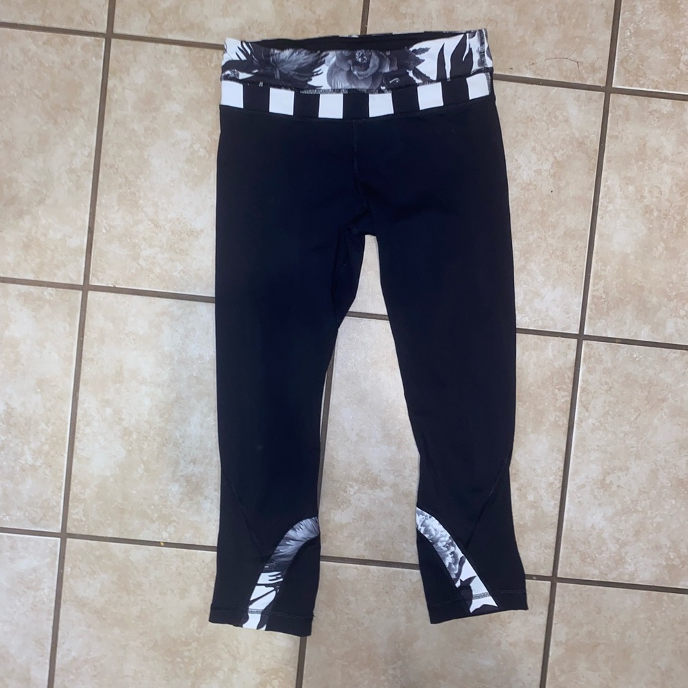 Lululemon legging size 4